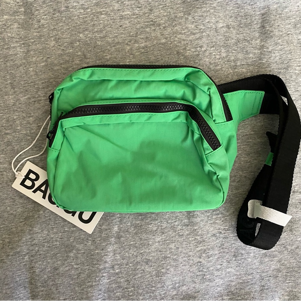 NWT Baggu Fanny in Aloe